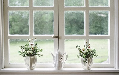 windows that need cleaning in a house in Bournemouth windows that need cleaning in a Bournemouth house